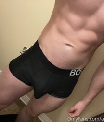 Isaac Rossiter gay tube 605820687241c.jpg
