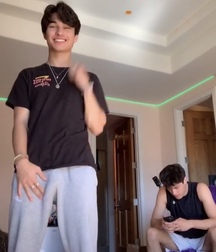 Kio Cyr gay boys tube 606f3f678290c.jpeg
