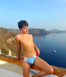 Dishy boys gay tube twink 6073203042424.jpg