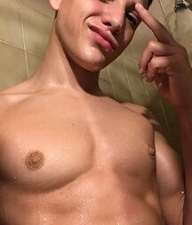 Beautiful Santigueerr big dick gay tube 60748d57eaddd.jpg