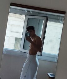 Beautiful Santigueerr big dick gay tube 60748d915eefa.jpg