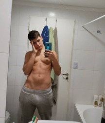 Beautiful Santigueerr big dick gay tube 60748db77e6ed.jpg