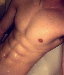 Jonas Bridges big dick pics and gifs boys porn 608b4adf656b5.jpg