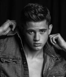 Hunter Thompson hot boy gay tube 608e0e3a28f63.jpg