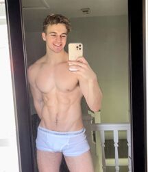 Logan Mandeville hot muscle boy porn 608ec8b66716f.jpg