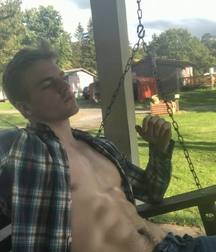 Logan Mandeville hot muscle boy porn 608ec8b87d0ee.jpg