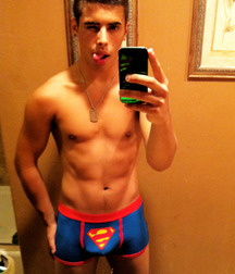 Sexy superhero fun gay tube 608ed55125790.jpg