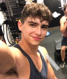 Israeli Model Ron Levi Gay Tube 6094b2587ca9d.jpg