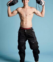 Israeli Model Ron Levi Gay Tube 6094b275b4bfe.jpg