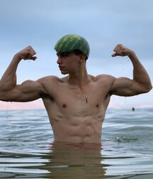 Israeli Model Ron Levi Gay Tube 6094b29d5b7fb.jpg