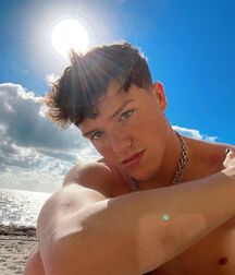 Landan Ash blonde model gay tube 609b76f8d32ab.jpg