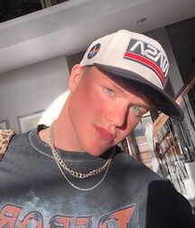 Landan Ash blonde model gay tube 609b77194cc9f.jpg