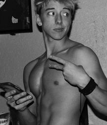 Julian tyrin24 nudes photos gay tube best 60a408a00d55a.jpg