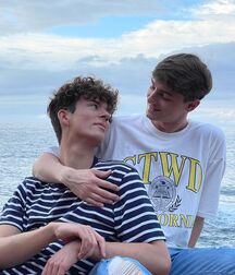 18YO Sven and Andy big cocks boyfriends gay porn 60b089e161994.jpg