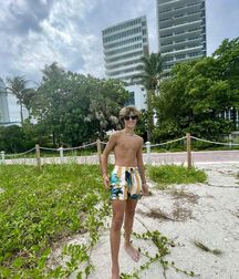 My boys together twinks tube 614e5644bfde4.jpg