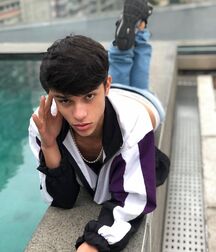 My fave boys sexy shirtless twink tube guys 61cde01ea4b40.jpg