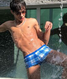 My fave boys sexy shirtless twink tube guys 61cde0263a573.jpg