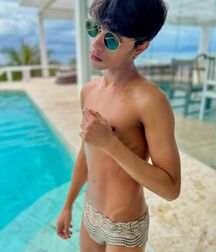 My fave boys sexy shirtless twink tube guys 61cde027d9d97.jpg