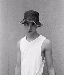 Fave boys hot twink tube photos 61e44870de940.jpg
