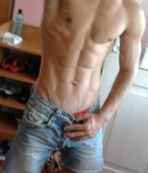 Handsome hotties and bulges boys porn selfies 6211218a7edbb.jpg