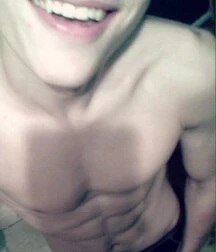 Handsome hotties and bulges boys porn selfies