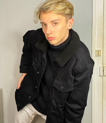 STICKY PICTURES GAY TUBE 5fe3978e5b375.png