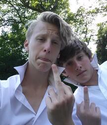 Boys With Popped Collar Cute Gay Tube 2 5fc6914ad4787.jpg