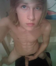 les plus beaux mecs gays et bisexuels | CBe 5fd9261d48b3f.jpg