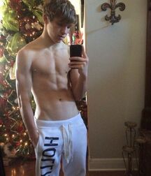 CBe New Years Mix Gay Tube No.1 5fedc8d39f48d.jpg