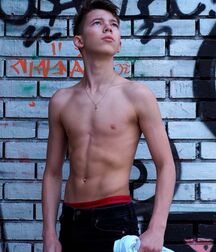 CBe New Years Mix Gay Tube No.1 5fedc9230a668.jpg