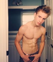 CBe New Years Mix Gay Tube No.1 5fedc95b7089b.jpg