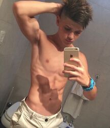 CBe New Years Mix Gay Tube No.1 5fedc9b913cd3.jpg