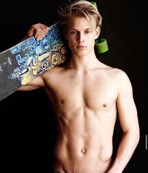 CBe New Years Mix Gay Tube No.1 5fedca120dd4a.jpg