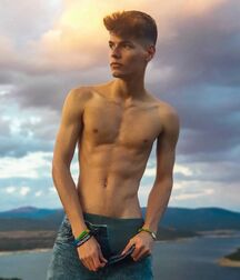 CBe New Years Mix Gay Tube No.1 5fedca3d39523.jpg