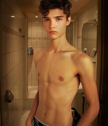 CBe New Years Mix Gay Tube No.1 5fedca51cb266.jpg