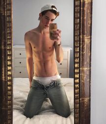 CBe New Years Mix Gay Tube No.1 5fedcbc8c07d5.jpg