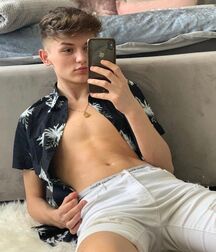 CBe New Years Mix Gay Tube No.1 5fedcbd4d7663.jpg