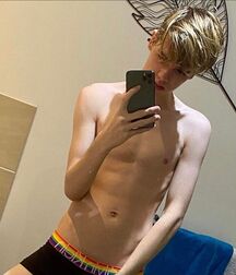 CBe New Years Mix Gay Tube No.1 5fedccb4c00fe.jpg