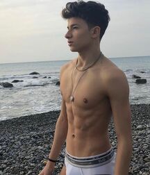 CBe New Years Mix Gay Tube No.1 5fedcdbf14f3e.jpg