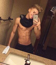 CBe New Years Mix Gay Tube No.1 5fedcdc40c016.jpg