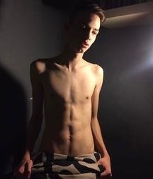Super FIT twink gay boys tube 6053dcd49f976.jpg