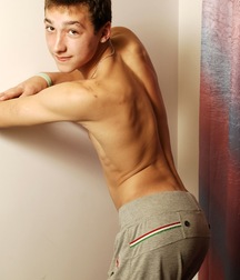 Gay Tube Kolia twink gay porn boys 605e7fd804071.jpg