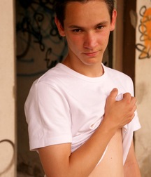 Gay Tube Benny twink porn boys 60bd68b78e3ca.jpg