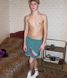 Gay Porn Tube Donat Teen Boys 612ebf46bf377.jpg