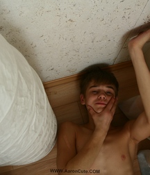 Gay Porn Tube Aaron Teen Boys 61c85e3035ded.jpg