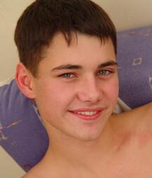 Gay Porn Tube Willy & Roma Teen Boys Nude 61d83a550ac29.jpg