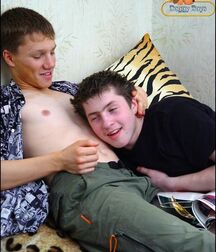 Gay Porn Tube Arunas & Patrick Collection Teen Boys 61da4b06efda5.jpg