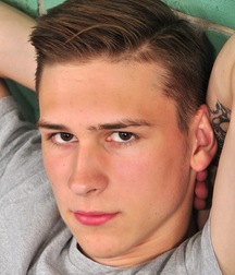 Gay Porn Tube Brad Teen Shows Off His Body Boys Teens