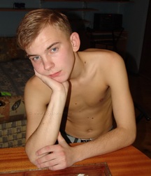 Body Boys Teens 621ce9ab94dd9.jpg
