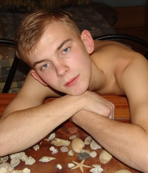 Body Boys Teens 621ce9b0c5f4b.jpg